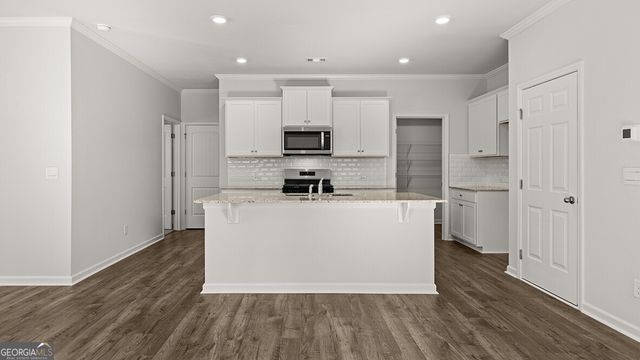 137 Landsdowne Way, Cartersville, GA 30120