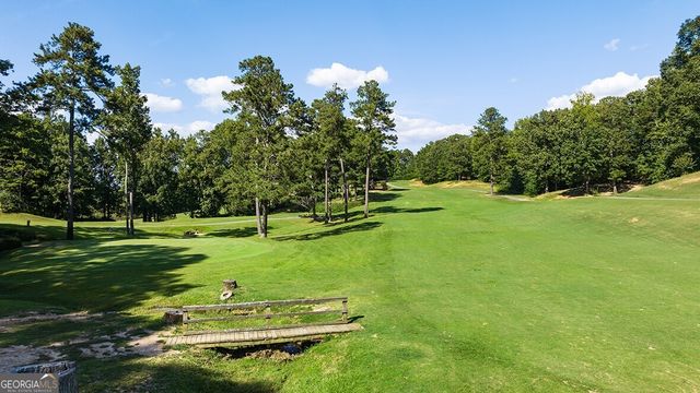 137 Landsdowne Way, Cartersville, GA 30120