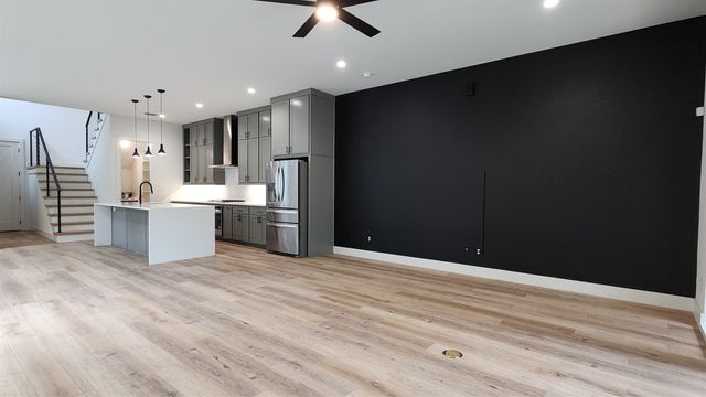517 Mount Auburn Avenue, Dallas, TX 75223