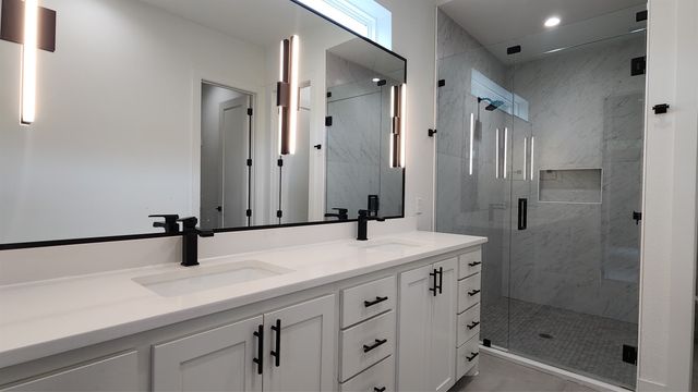 517 Mount Auburn Avenue, Dallas, TX 75223