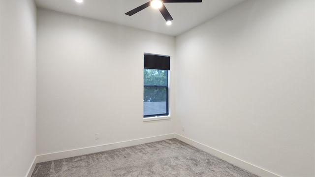 517 Mount Auburn Avenue, Dallas, TX 75223