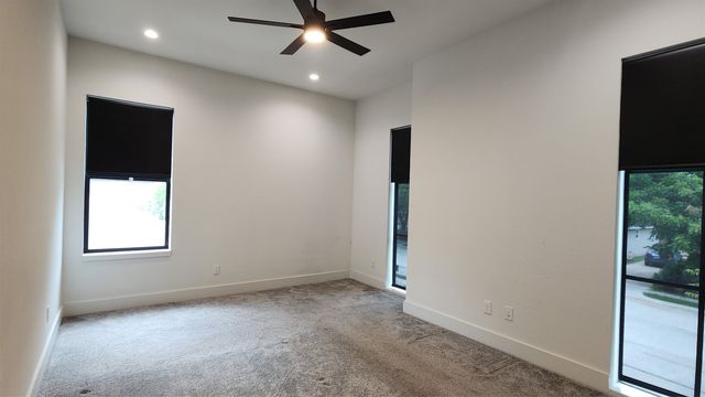 517 Mount Auburn Avenue, Dallas, TX 75223