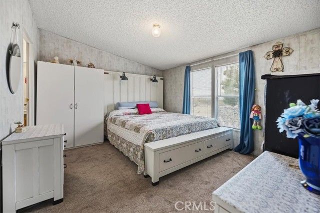 4769 Victor, Phelan, CA 92371