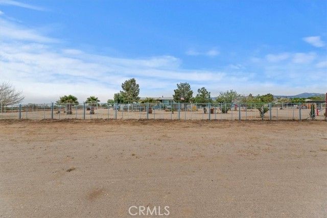 4769 Victor, Phelan, CA 92371