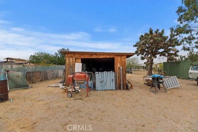 4769 Victor, Phelan, CA 92371