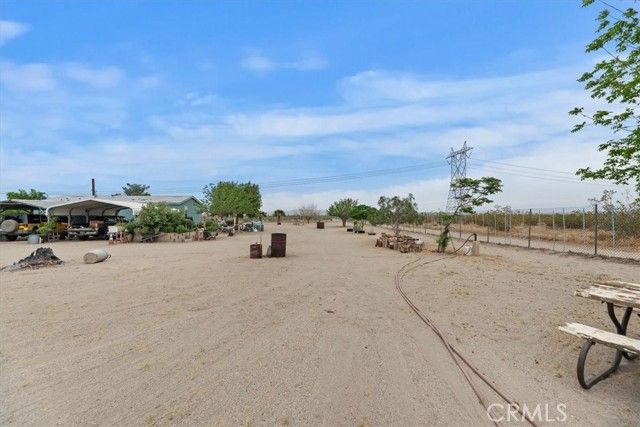 4769 Victor, Phelan, CA 92371