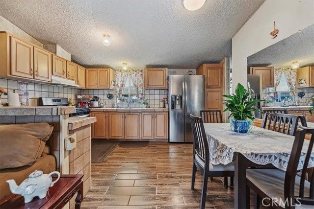 4769 Victor, Phelan, CA 92371