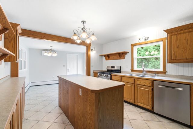 12 Bryant Road, Nashua, NH 03060