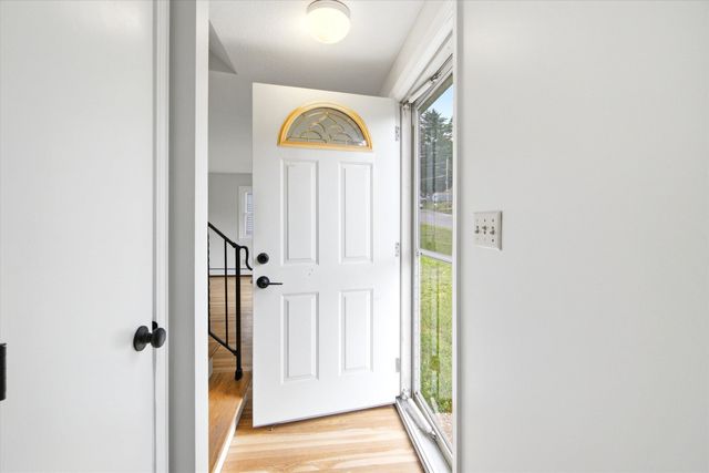 12 Bryant Road, Nashua, NH 03060