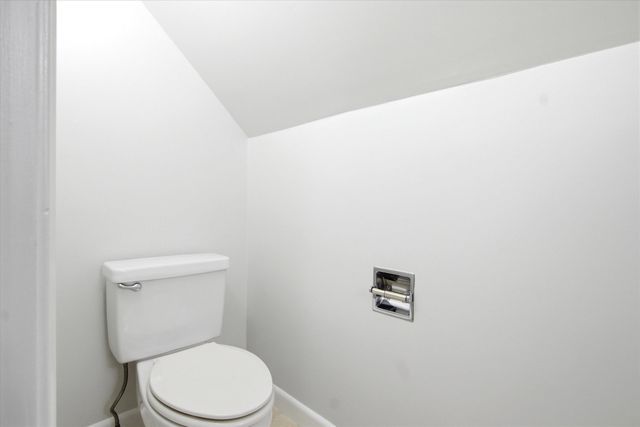 12 Bryant Road, Nashua, NH 03060