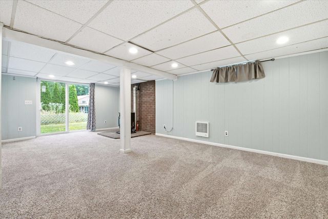 12 Bryant Road, Nashua, NH 03060