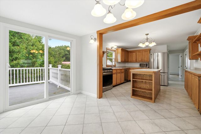 12 Bryant Road, Nashua, NH 03060
