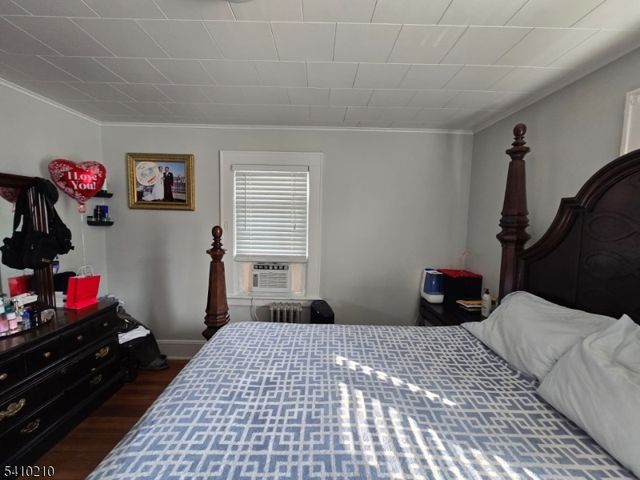 725 Schuyler Ave, Lyndhurst Twp., NJ 07071