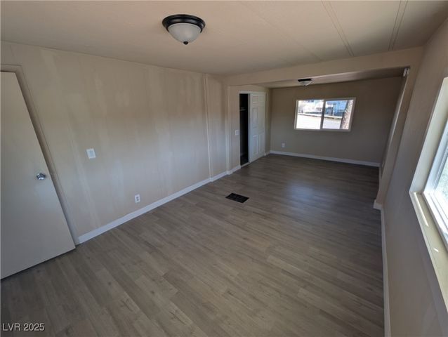 1480 West Irons Street, Pahrump, NV 89048