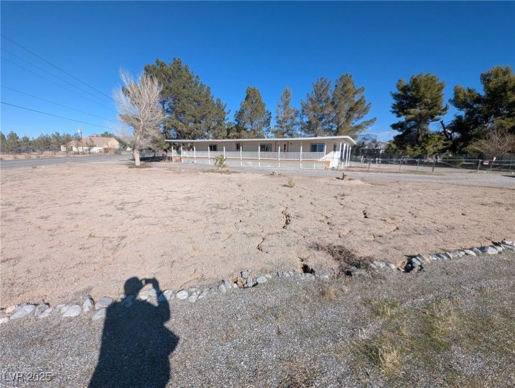 1480 West Irons Street, Pahrump, NV 89048