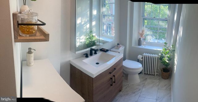 310 CARSON ST, Philadelphia, PA 19128