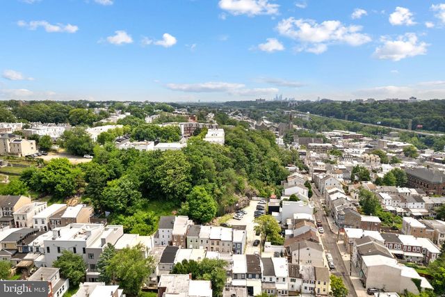 310 CARSON ST, Philadelphia, PA 19128
