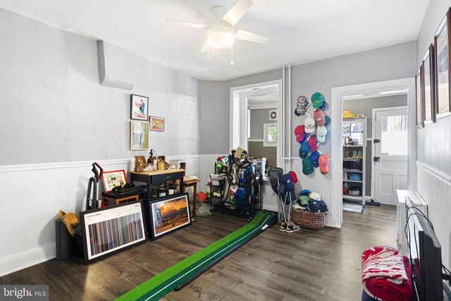 310 CARSON ST, Philadelphia, PA 19128