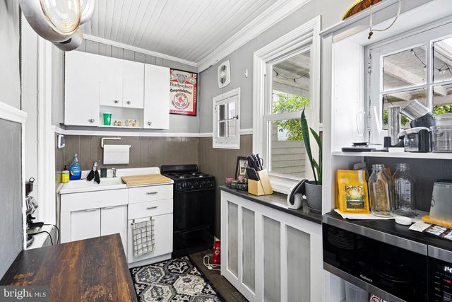 310 CARSON ST, Philadelphia, PA 19128