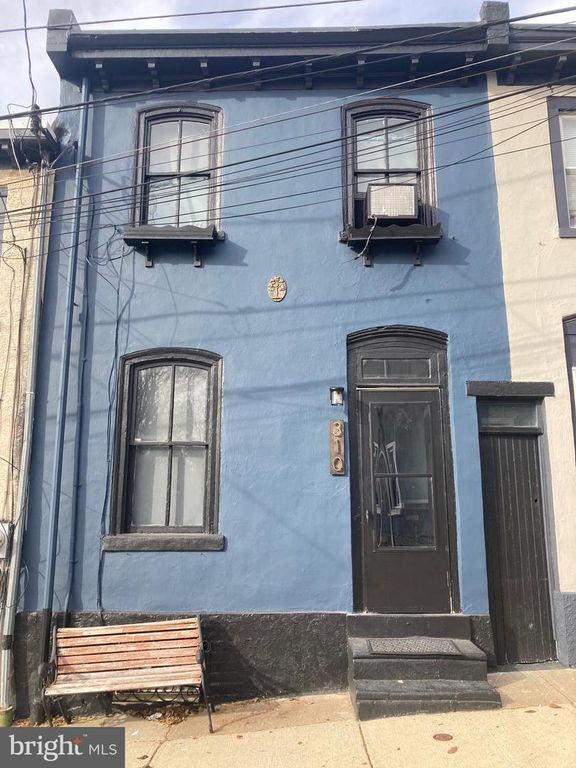 310 CARSON ST, Philadelphia, PA 19128