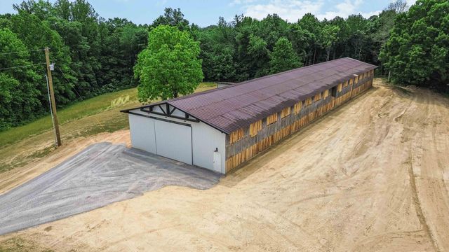 2913 Gentry Mill Road, Russell Springs, KY 42642