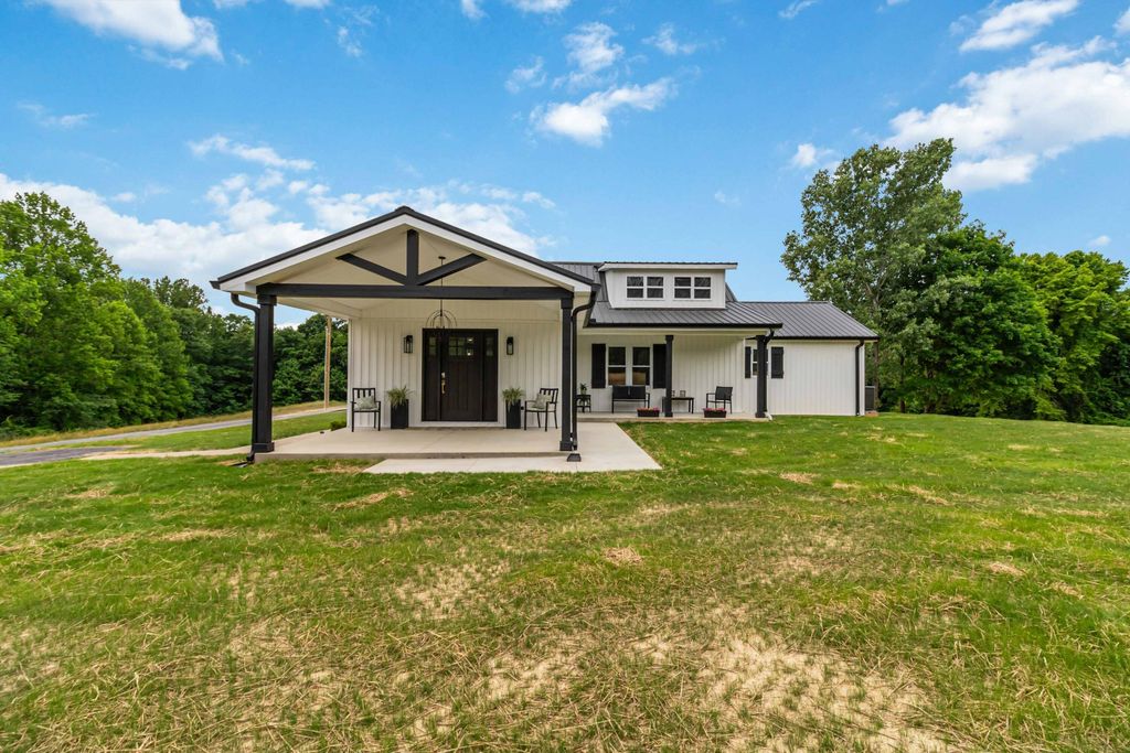 2913 Gentry Mill Road, Russell Springs, KY 42642