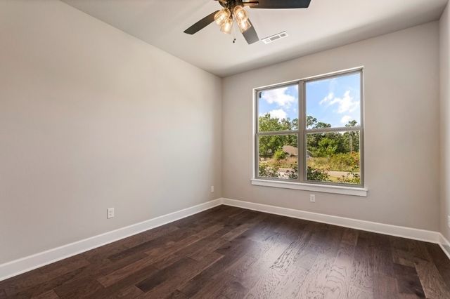 2 Hebrides Circle, Bella Vista, AR 72715