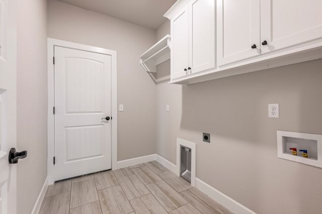 2 Hebrides Circle, Bella Vista, AR 72715