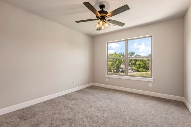 2 Hebrides Circle, Bella Vista, AR 72715