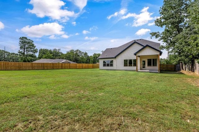 2 Hebrides Circle, Bella Vista, AR 72715