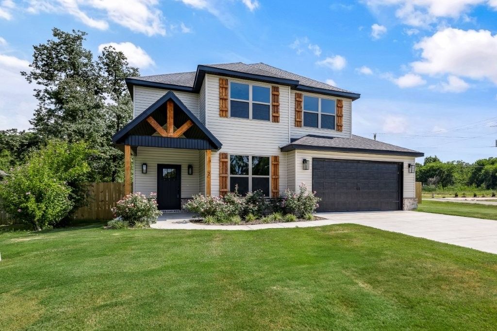 2 Hebrides Circle, Bella Vista, AR 72715