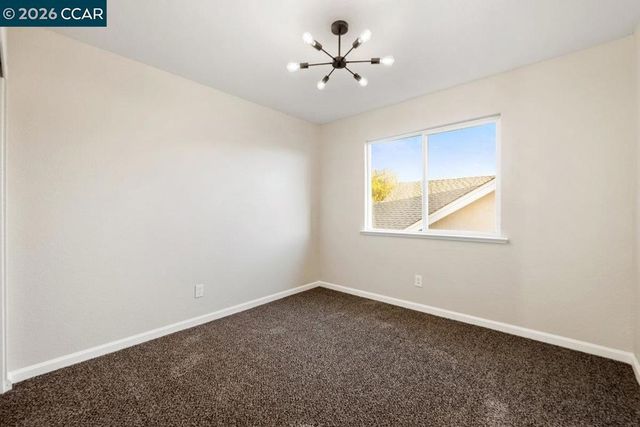 1677 1677 Green Springs Ct, Tracy, CA 95377