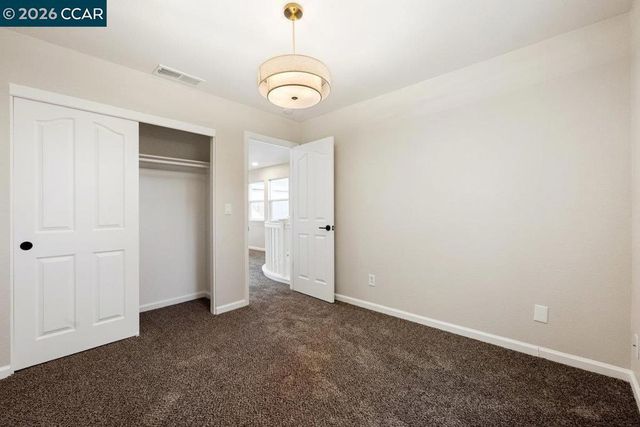 1677 1677 Green Springs Ct, Tracy, CA 95377