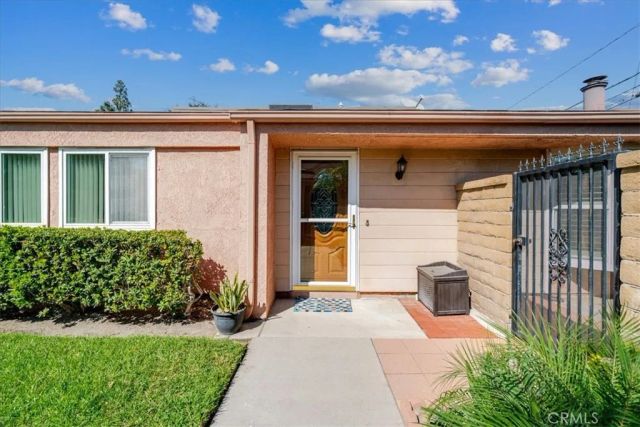 1174 N Dresden Street 37, Anaheim, CA 92801