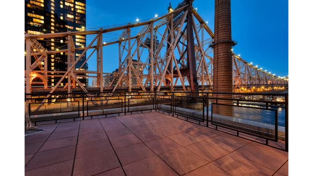 40 SUTTON Place PHM, New York City, NY 10022