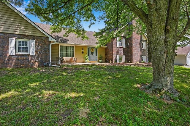 111 Elm Street, Lathrop, MO 64465