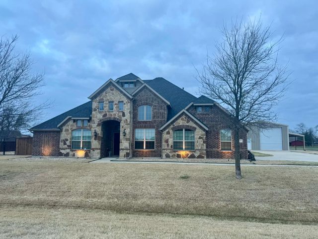 1131 Yukon Boulevard, Waxahachie, TX 75167