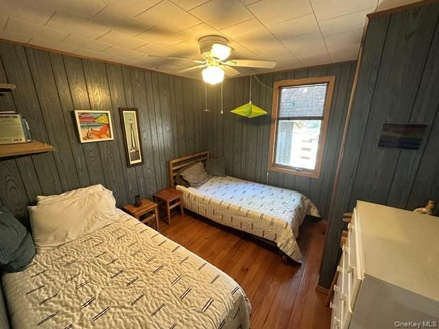 86 Gerard Walk, Cherry Grove, NY 11782