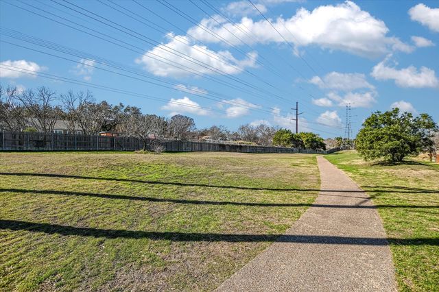 11901 Swearingen DR 37, Austin, TX 78758
