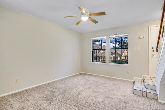 11901 Swearingen DR 37, Austin, TX 78758
