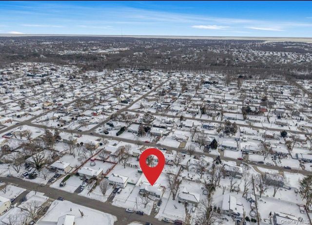 160 Stahley Street, Brentwood, NY 11717