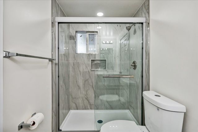 28315 Rochelle Ave, Hayward, CA 94544