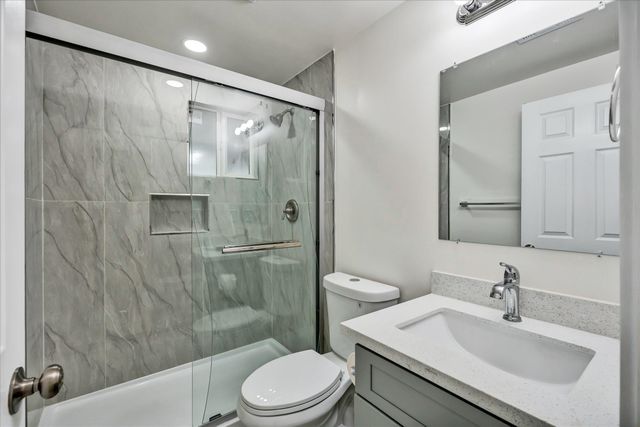 28315 Rochelle Ave, Hayward, CA 94544