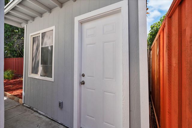 28315 Rochelle Ave, Hayward, CA 94544