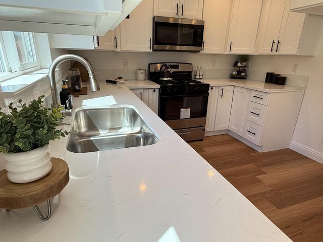 571 Jason Dr, Turlock, CA 95380