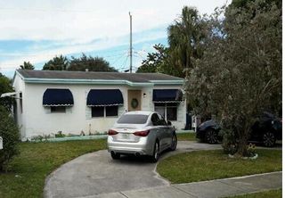 6041 NE 3rd Terrace, Oakland Park, FL 33334