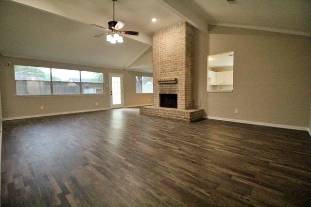 822 Mayweather Lane, Richmond, TX 77406