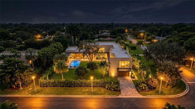 8540 SW 174th Street, Palmetto Bay, FL 33157