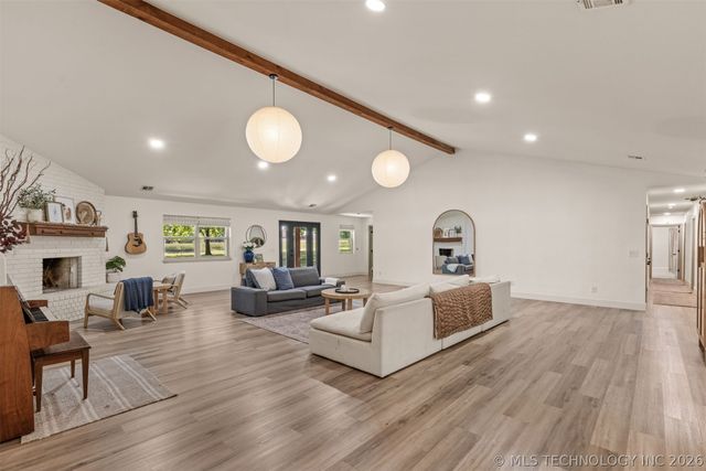 33256 E 164th Street S, Coweta, OK 74429