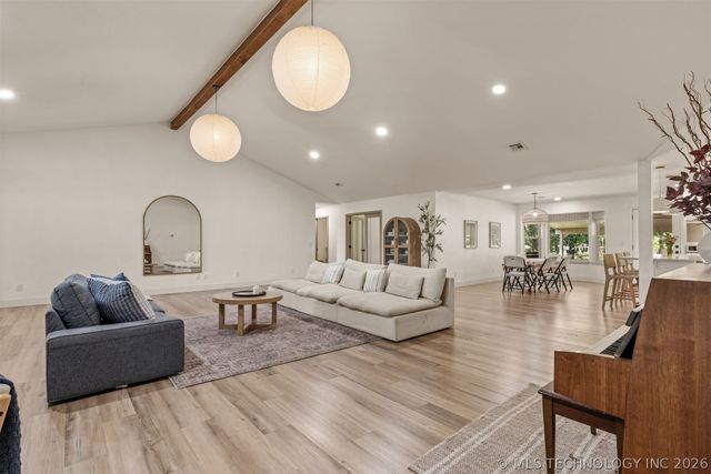 33256 E 164th Street S, Coweta, OK 74429